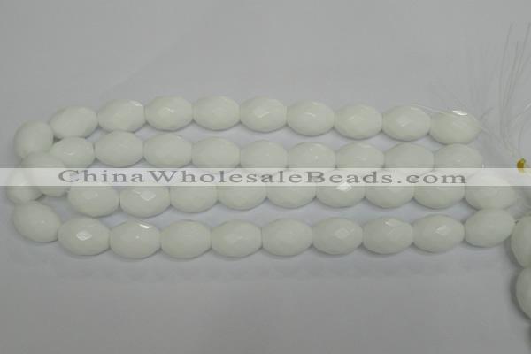 CPB49 15.5 inches 15*20mm faceted rice white porcelain beads